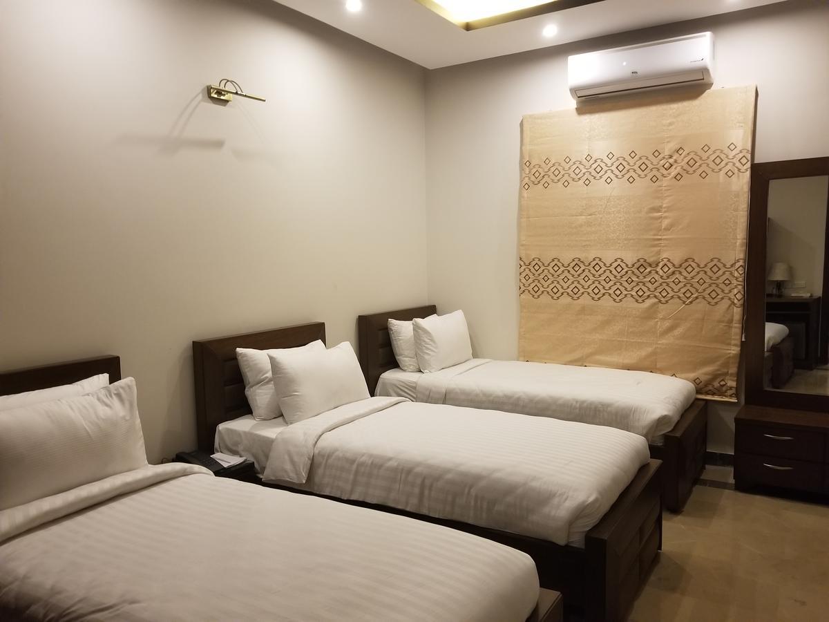 兹凡套房酒店 卡拉奇 外观 照片